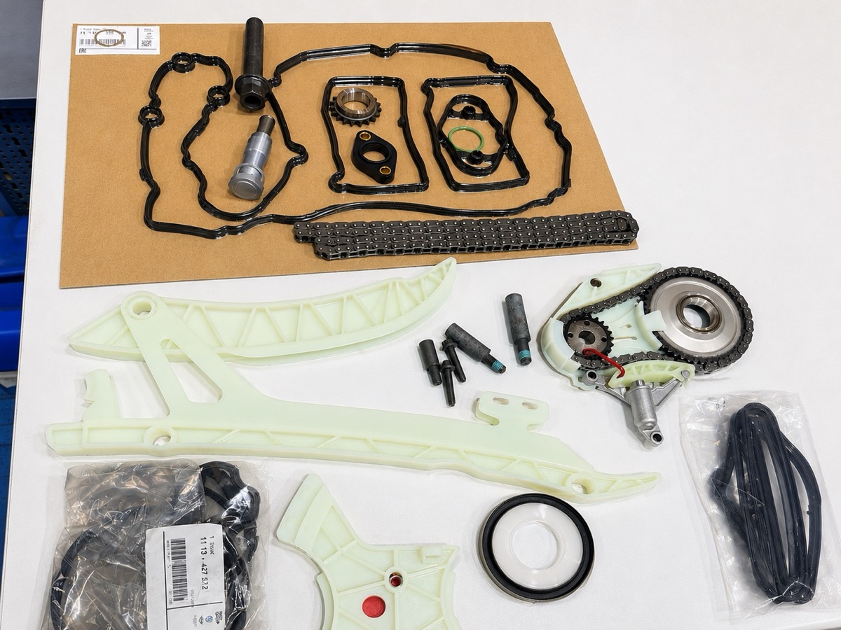 Kit chaîne de distribution BMW avec joints et visserie d'origine